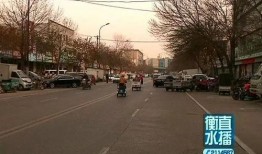 萍乡站前东路爆料新闻最新,多车连环相撞！现场情况紧急！